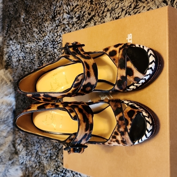 Almost new red bottom espadrilles size 36 - Picture 9 of 10